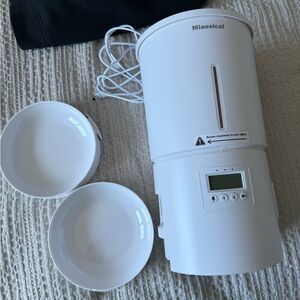 Miaosical Automatic Pet Feeder - White